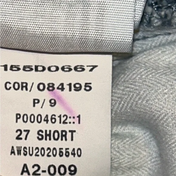 abercrombie&fitch high rise mom light wash lightly distressed jeans women’s 27” - Picture 10 of 11